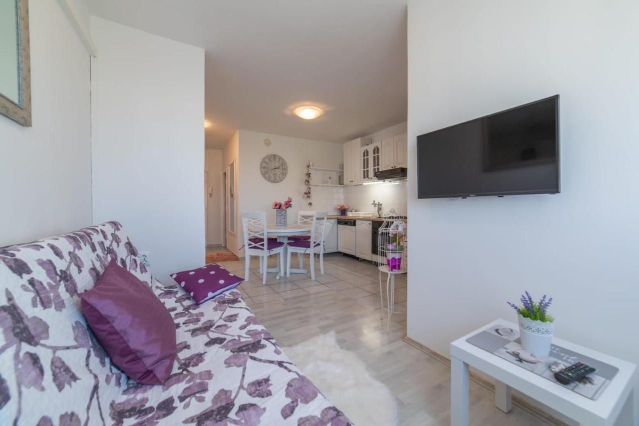 Strawberry Appartement Split Buitenkant foto